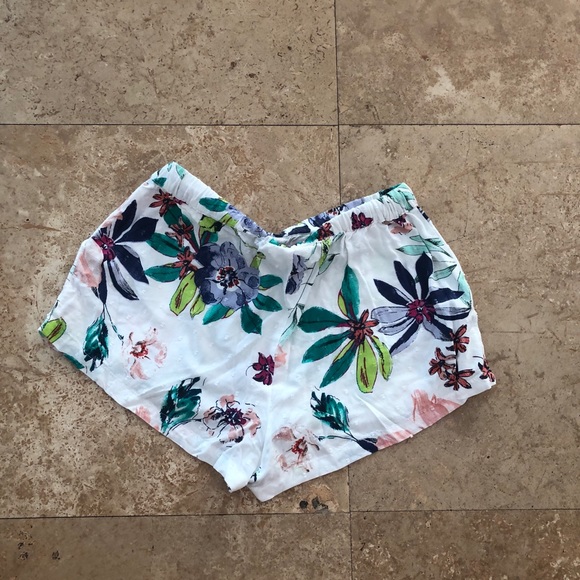 NWOT Women’s Floral Pajama Shorts - Picture 5 of 8